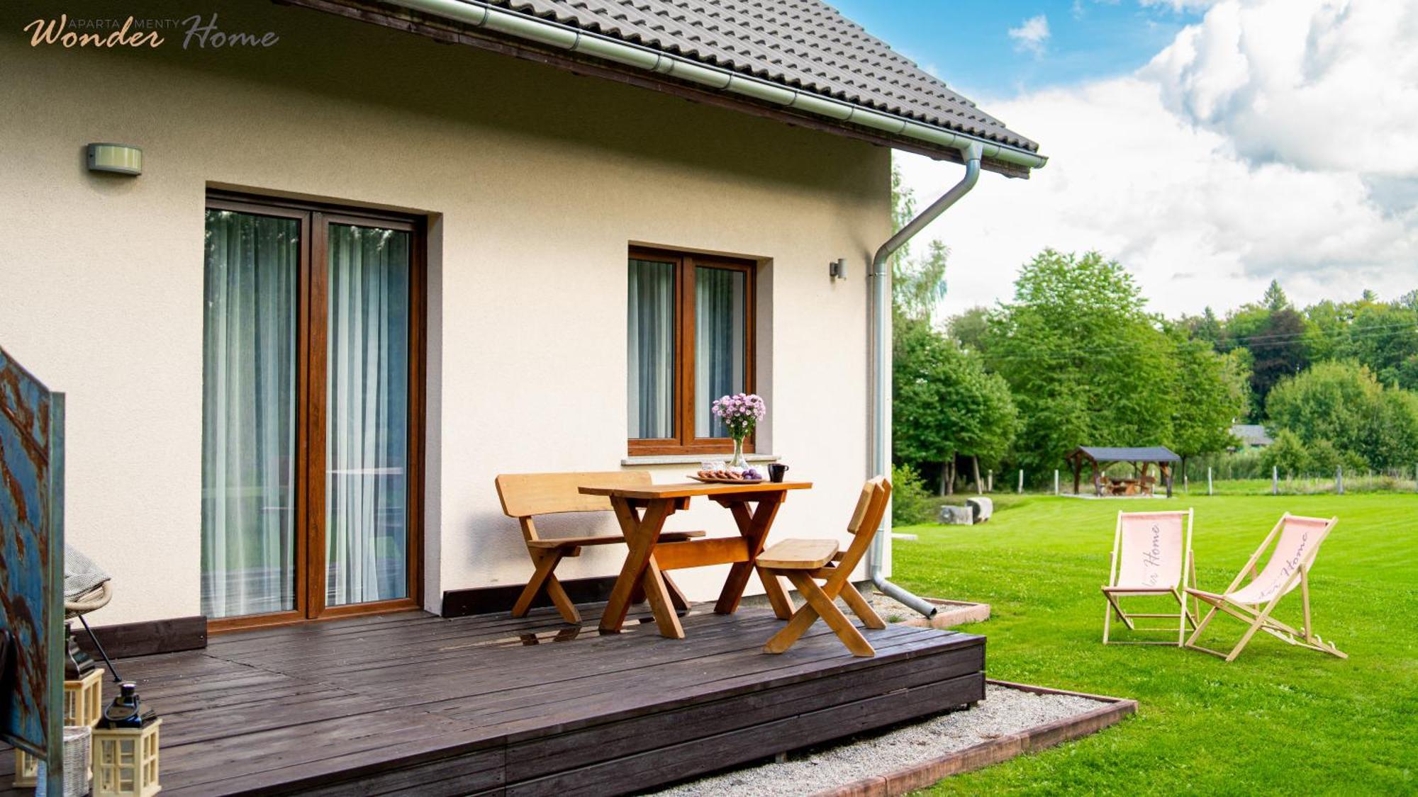 Apartamenty Czerwony Dworek - Duzy Teren Zielony, Plac Zabaw, Miejsce Na Grilla I Staw Z Mozliwoscia Wedkowania, Boisko Myslakowice Bagian luar foto