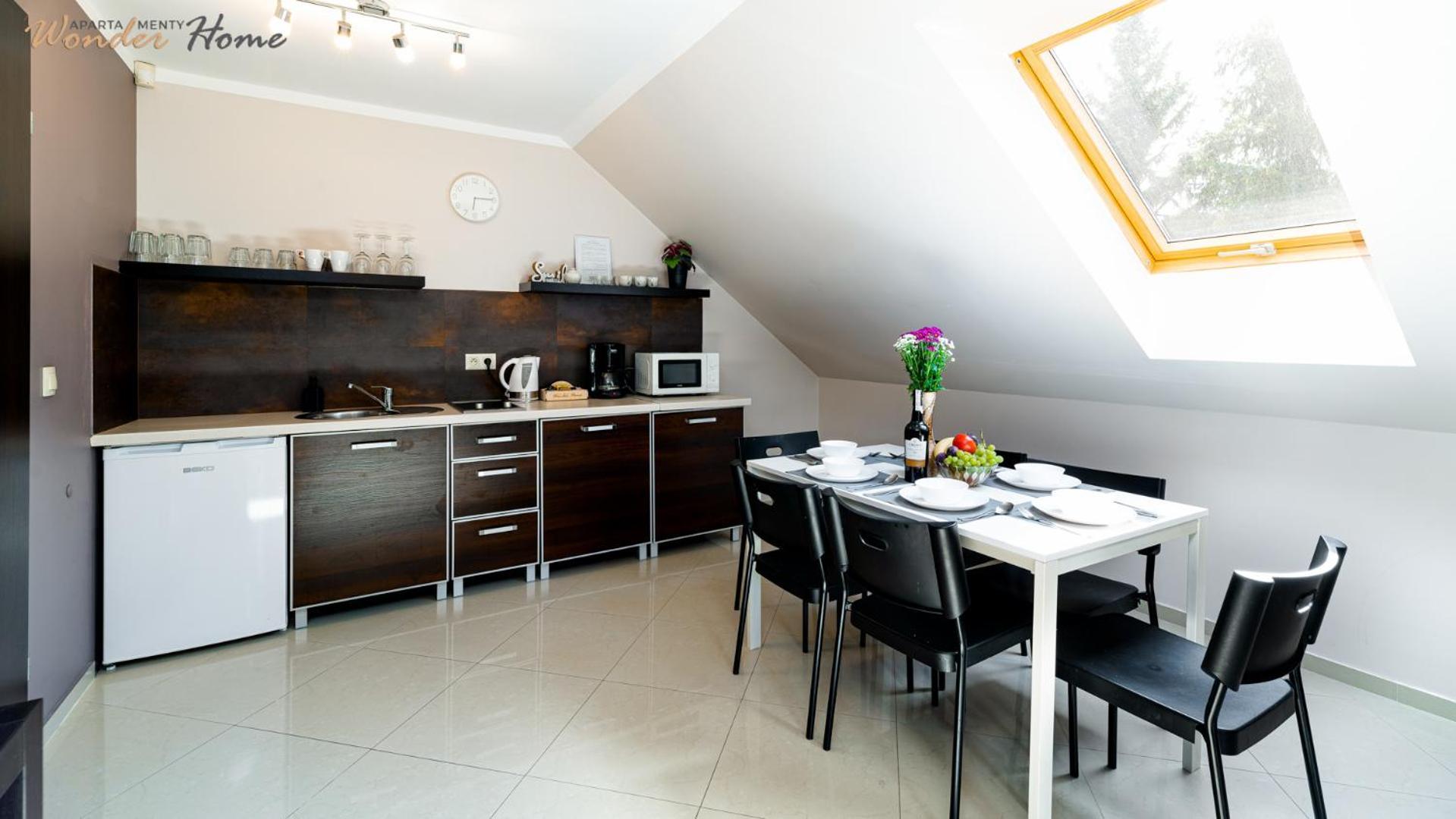 Apartamenty Czerwony Dworek - Duzy Teren Zielony, Plac Zabaw, Miejsce Na Grilla I Staw Z Mozliwoscia Wedkowania, Boisko Myslakowice Bagian luar foto